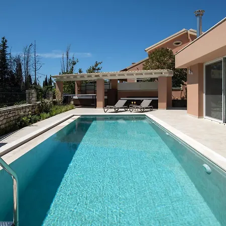Eleas Ikos Villa *